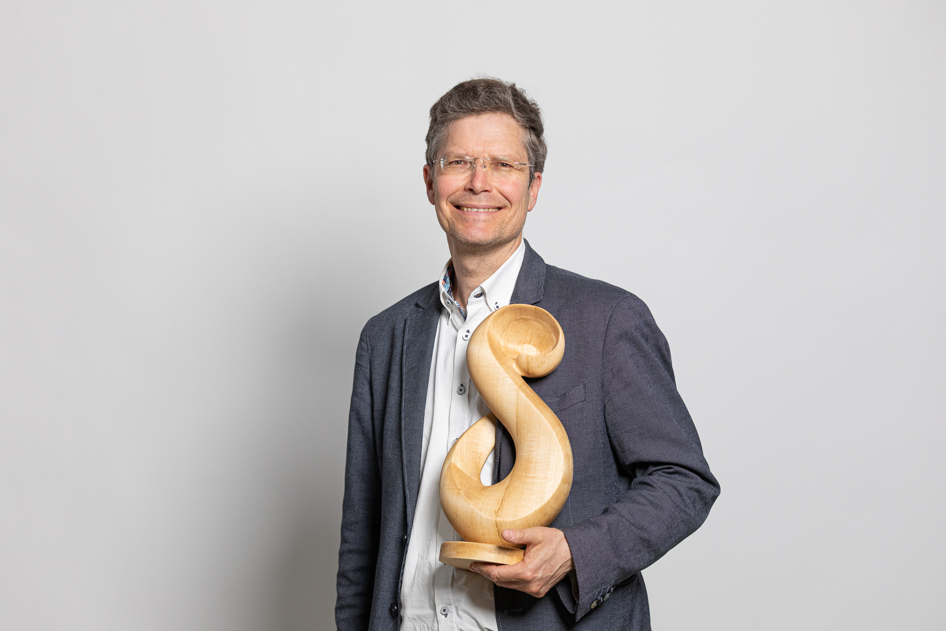 Foto: Rainer Bez Fraunhofer IPA / Skulptur: Kunz+Kunz